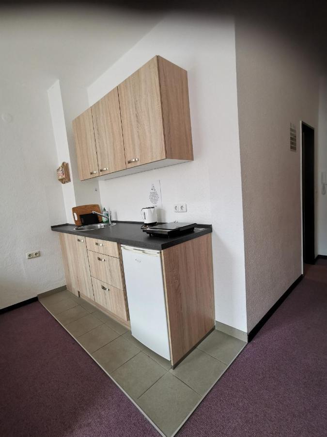 Hotel-Pension Zum Hirsch 哈特斯海姆 外观 照片