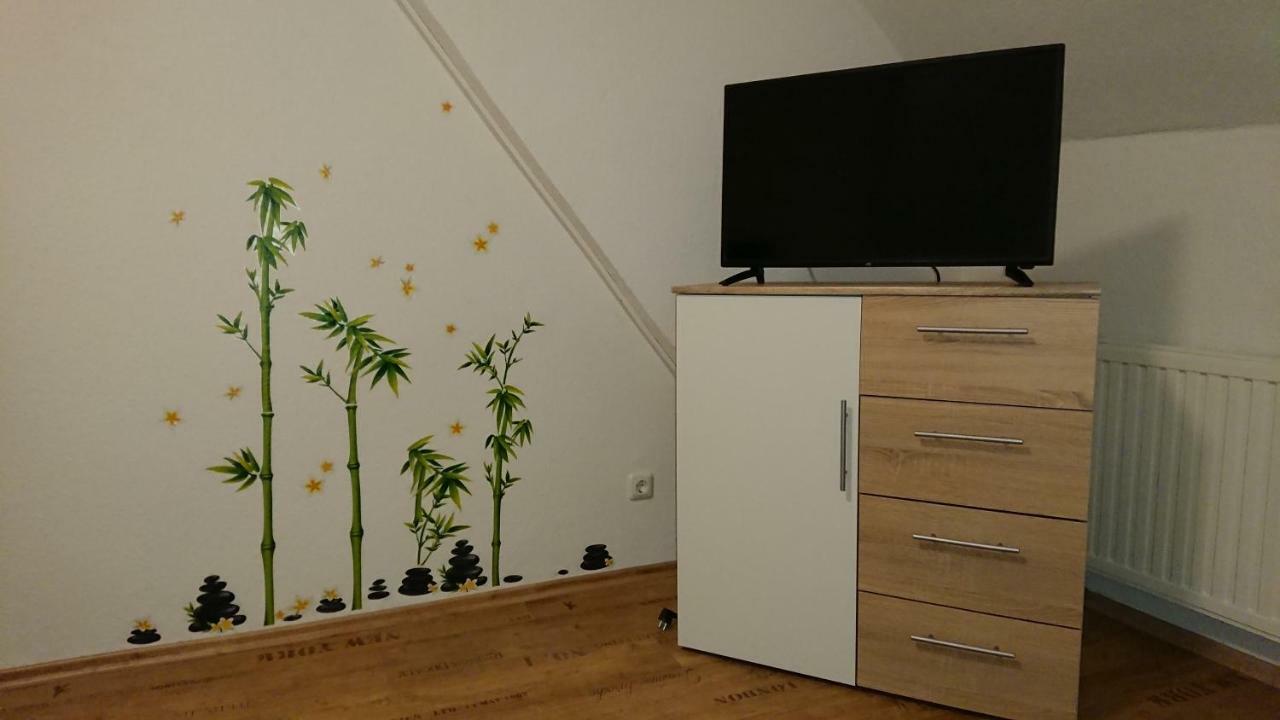 Hotel-Pension Zum Hirsch 哈特斯海姆 外观 照片